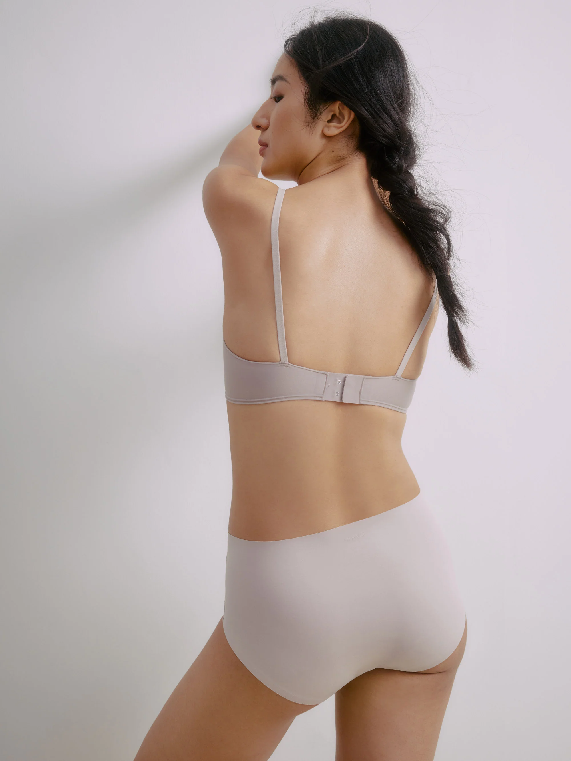 3D Smile Support Cutout Bra - Image 4
