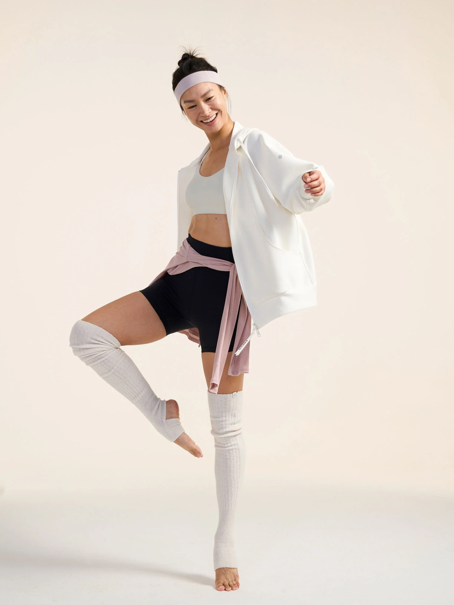 Ballet Bouclé Yarn Leg Warmers - Image 9