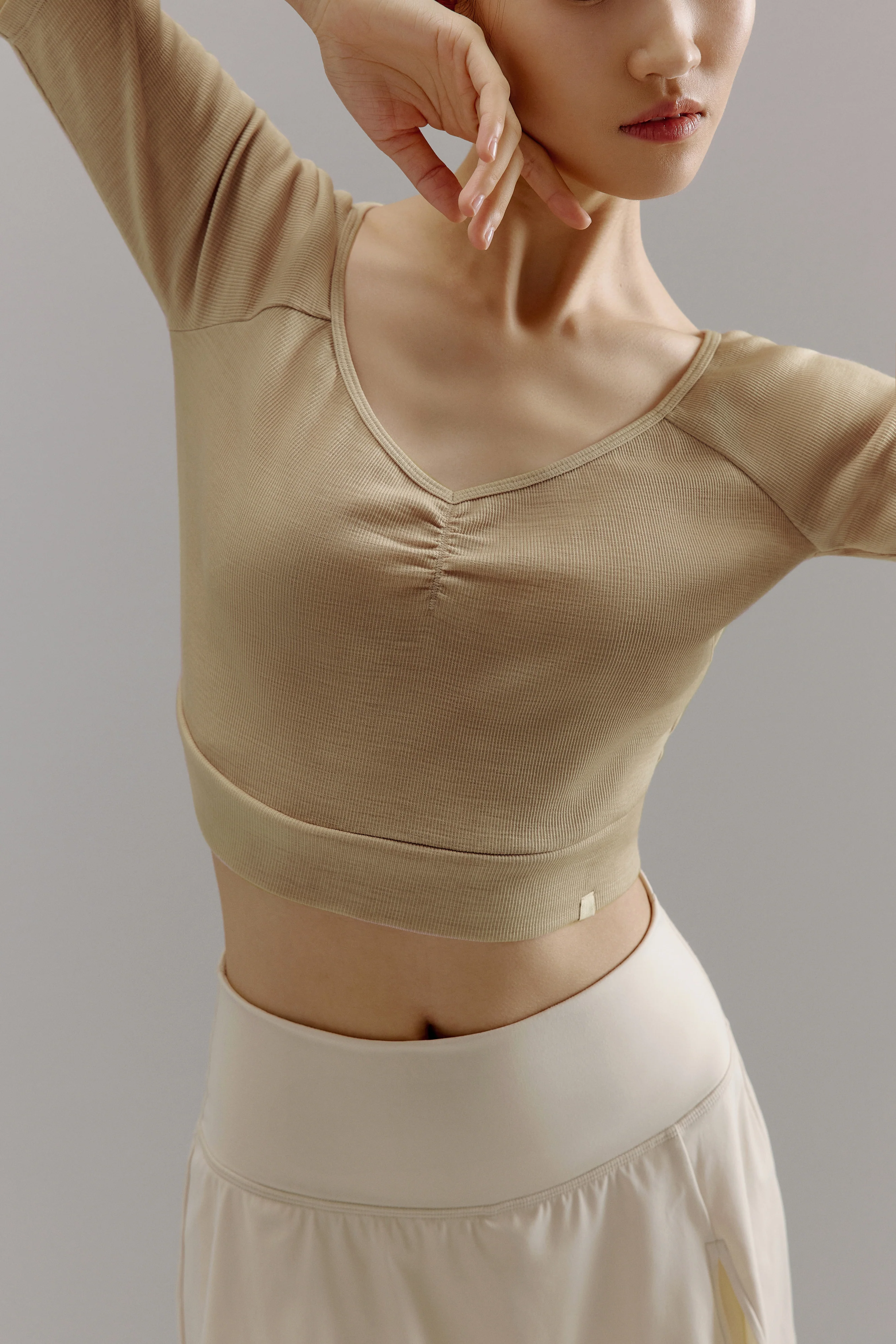 Ballet V-Neck Wool Tee - Image 5