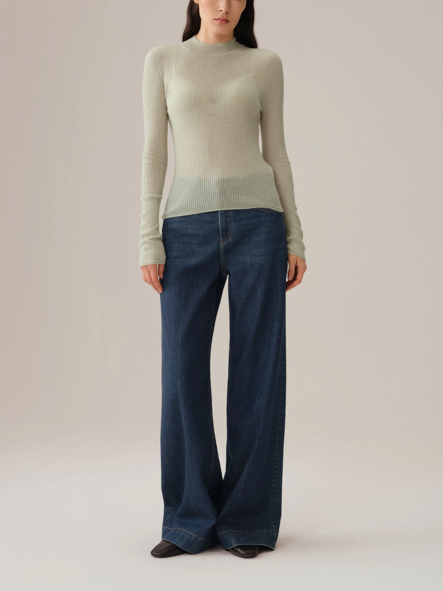 Mid-Rise Bootcut Jeans - Image 10