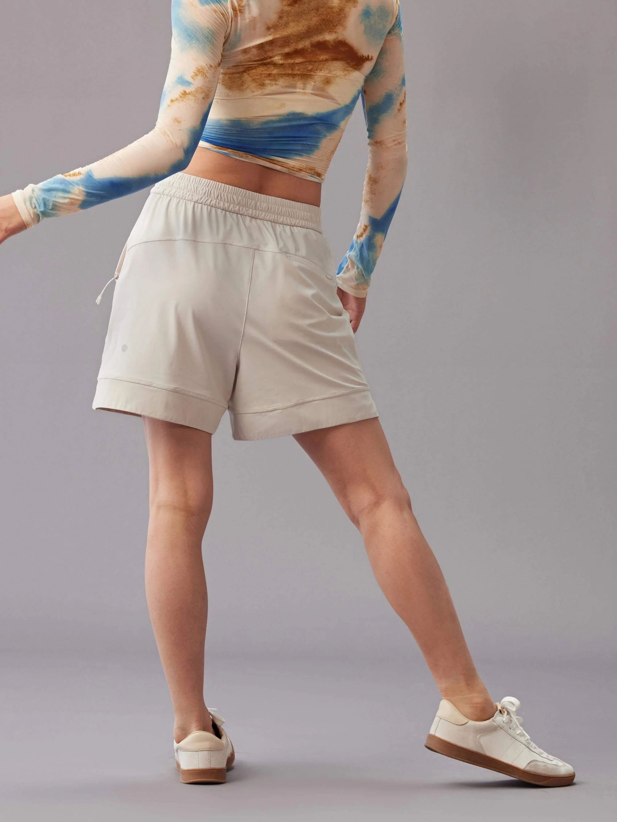 NEIWAI ACTIVE X NYCB Mid Waist Shorts - Image 3
