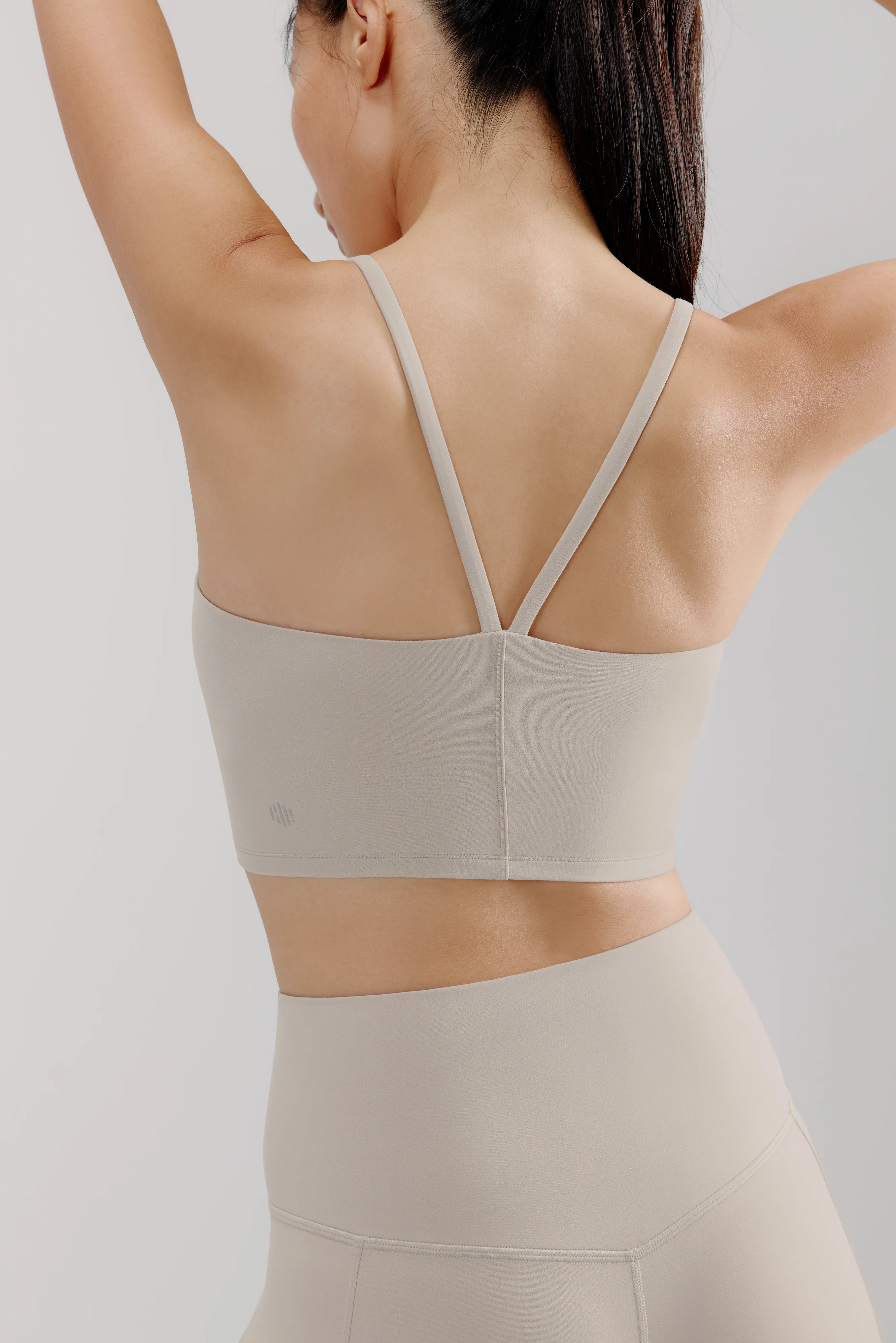 Mousse Light Support Long Sports Bra - Image 3