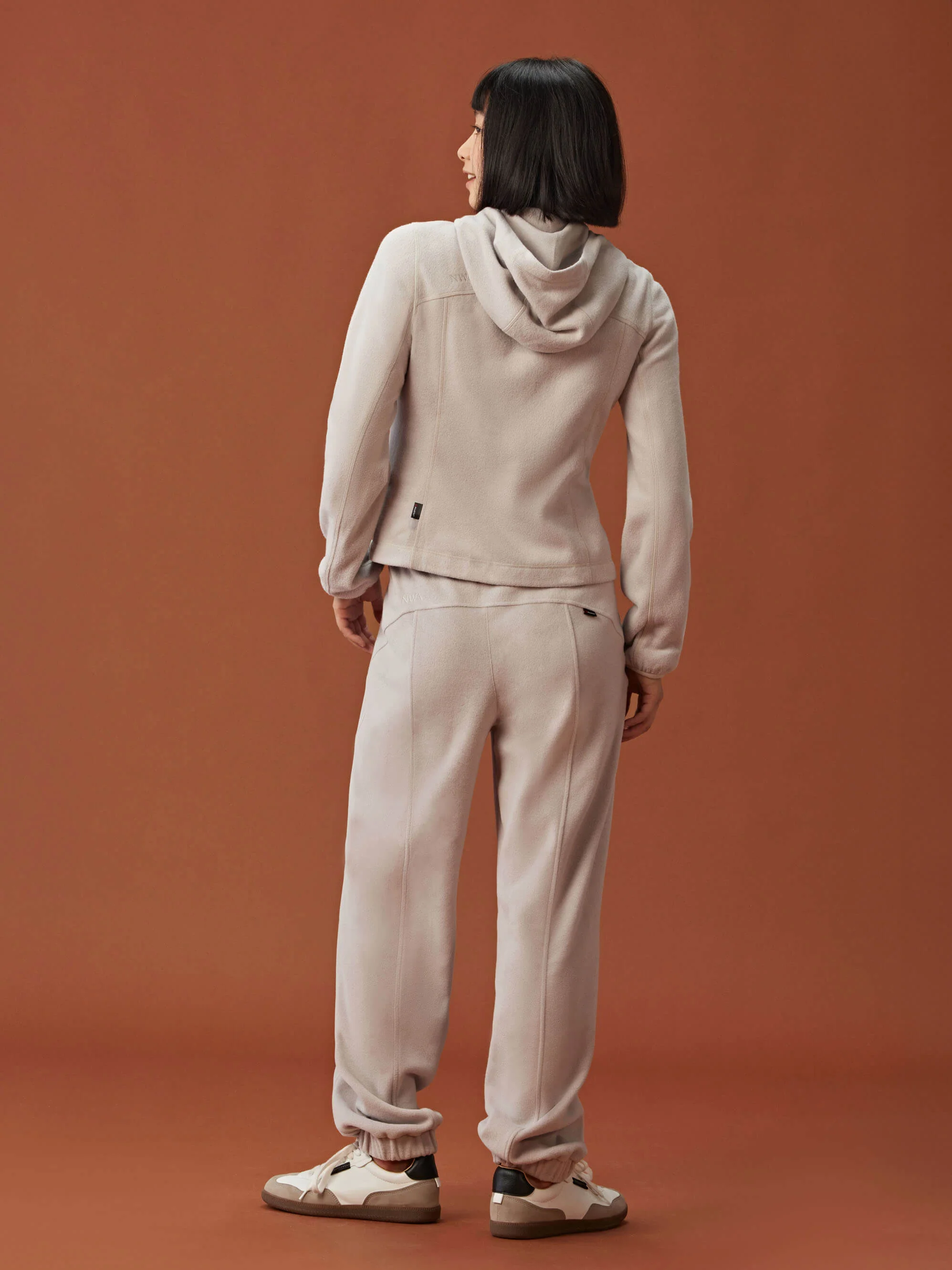 NEIWAI ACTIVE X NYCB Polartec Fleece Sweatpants - Image 2