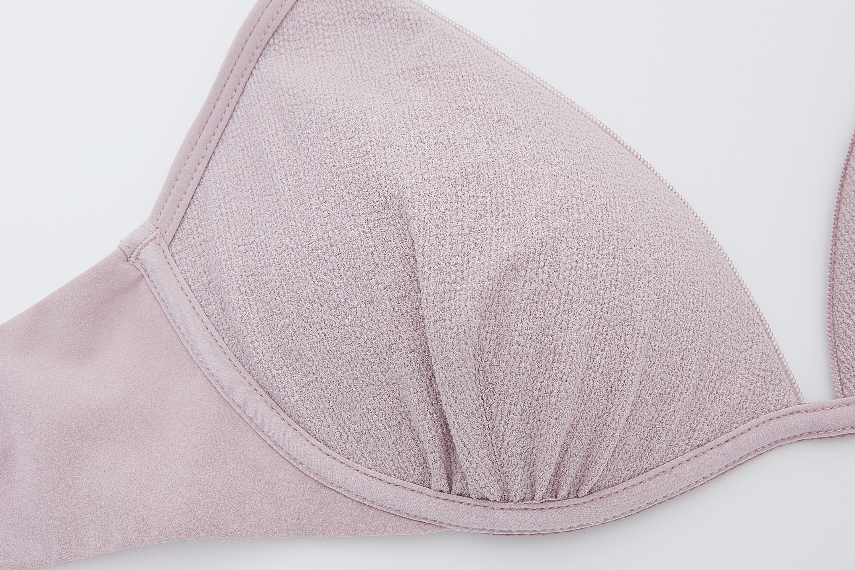 Plissé Deep V Bra - Image 10