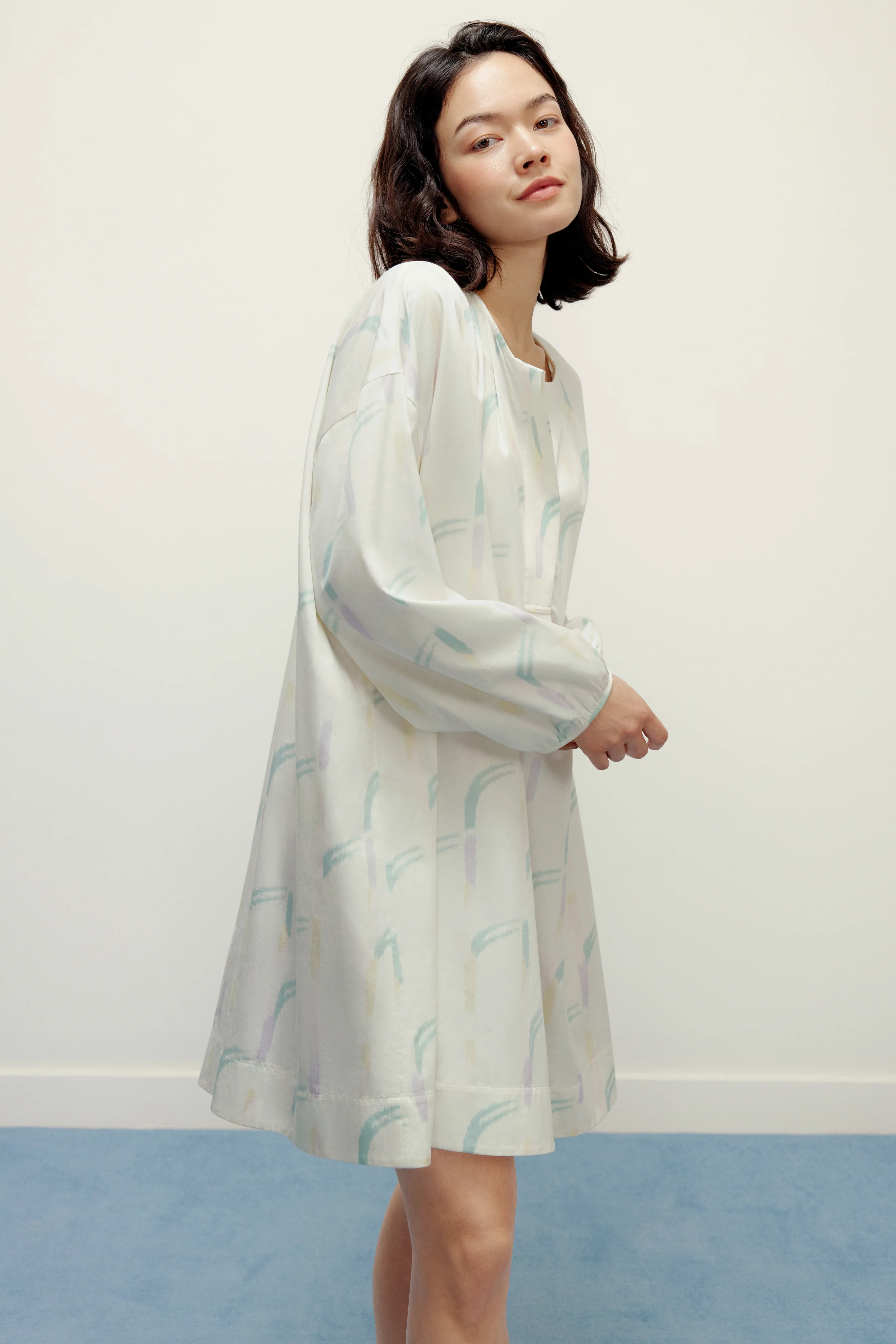 Ruched Collarless Pajama Dress - Image 5