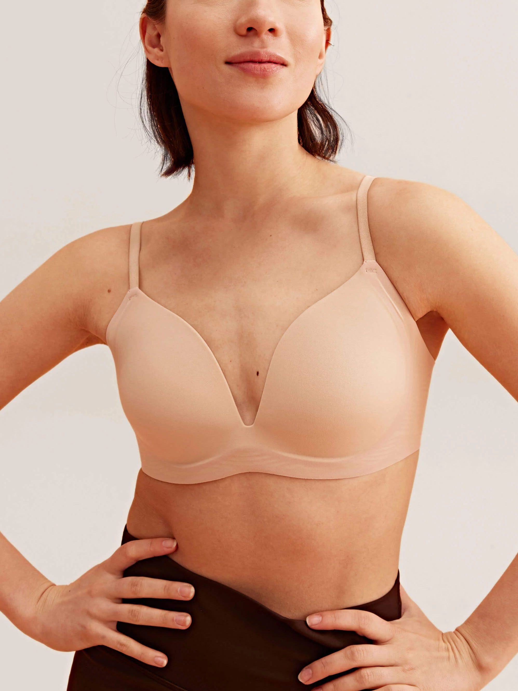 Swan Cup V-Line Bra - Image 5